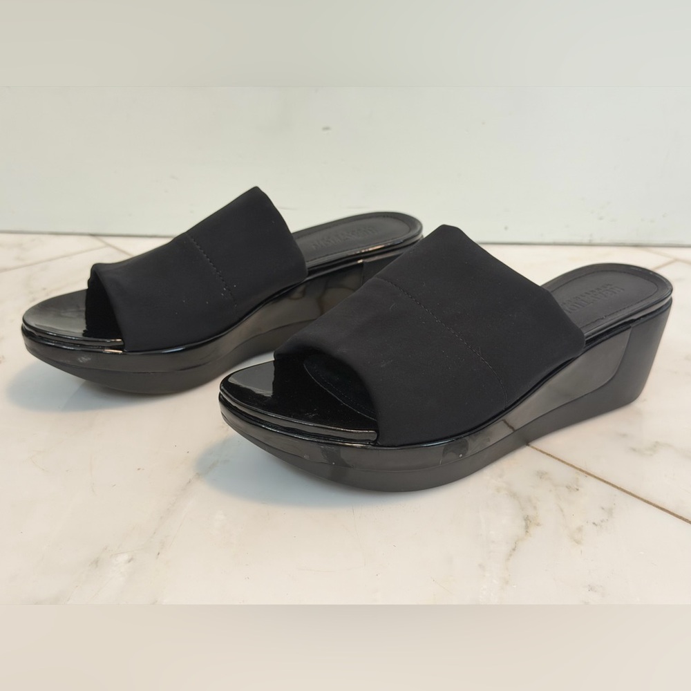 Kenneth Cole Reaction Pepea Rock Women’s 7.5 Black Fabric Wedge Slide Sandals